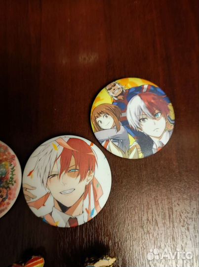 Значки аниме