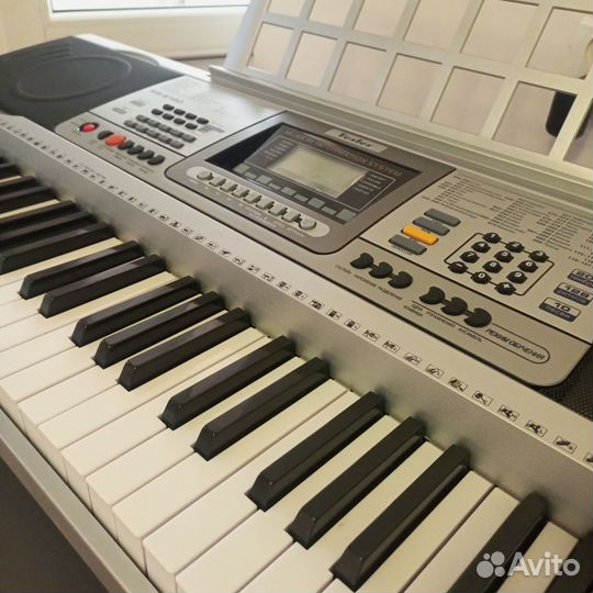 Синтезатор