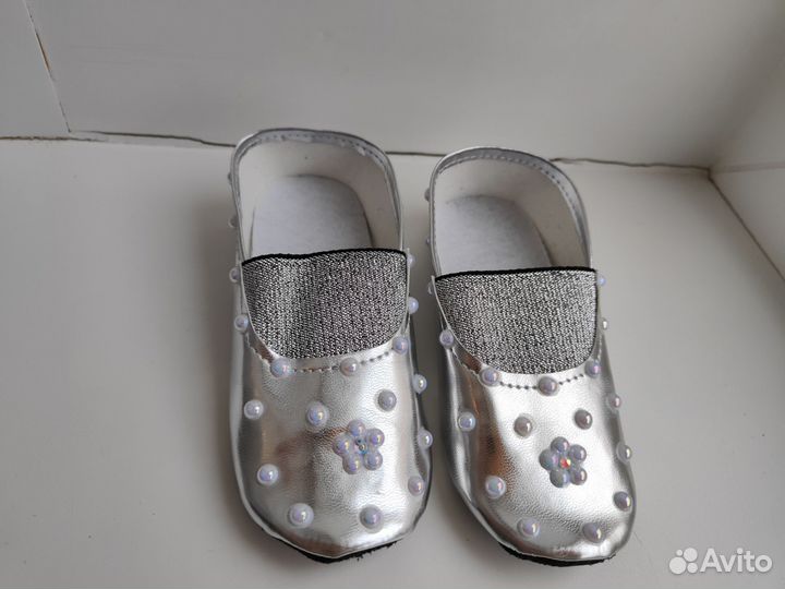 Чешки серебро для праздника новые р.24-31 нарядные