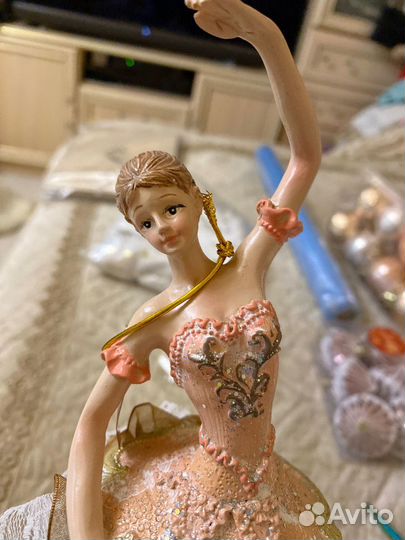 Фарфоровые статуэтки