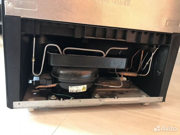 Холодильник Samsung RL-57 TTE2C