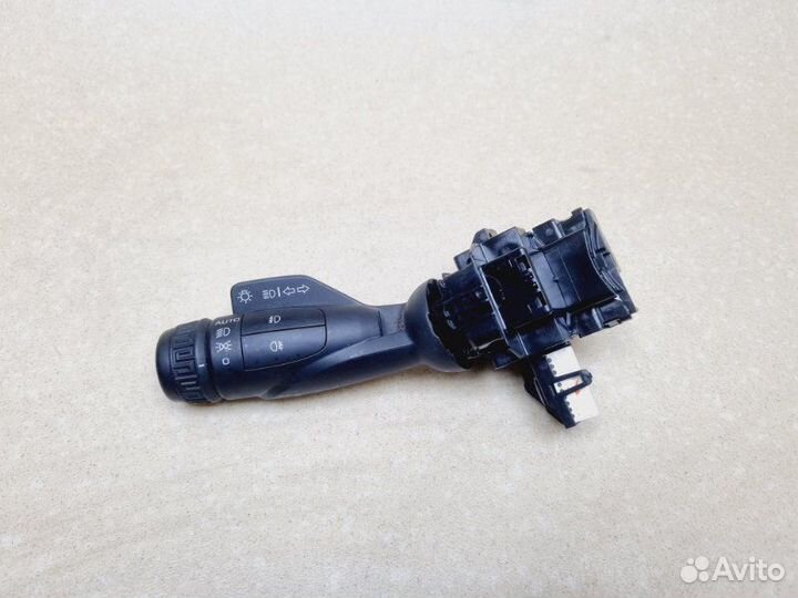 Переключатель поворотов Geely Atlas 2.4 4G24 AT