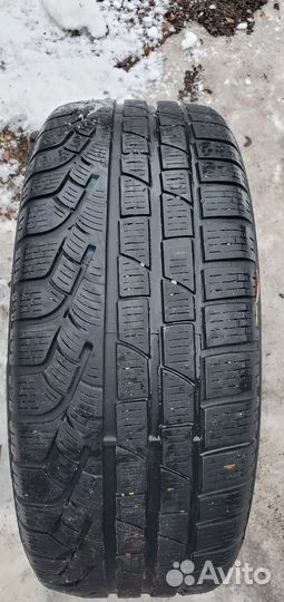 Pirelli Sottozero Winter 240 215/45 R18