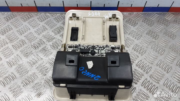 Фонарь салона (плафон) Land Rover Range Rover 3