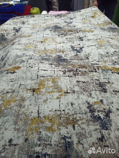 Бюджетный палас на войлочной основе