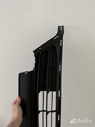 Решетка радиатора Toyota RAV4 2015-2019