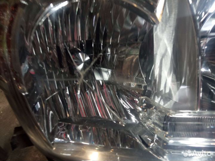 Фары land cruiser 200 2011г