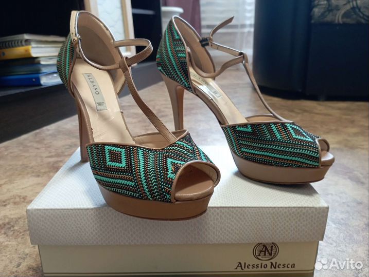 Туфли женские