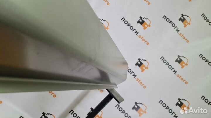 Ремонтный порог правый Ford Focus 2