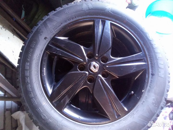 Sailun Ice Blazer Arctic SUV 225/60 R17