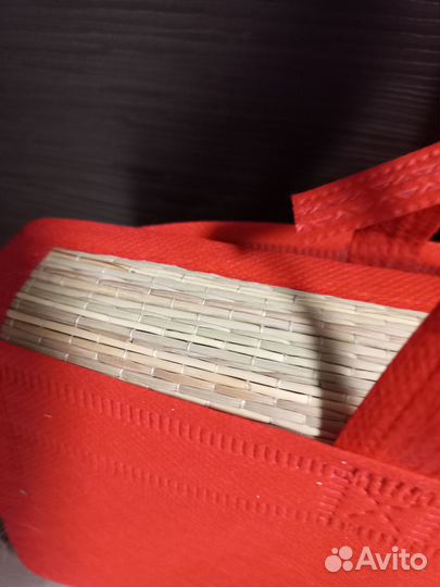 Циновка сумка или коврик для отдыха новый