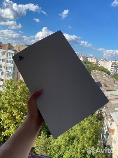 Sony PlayStation 5 с дисководом