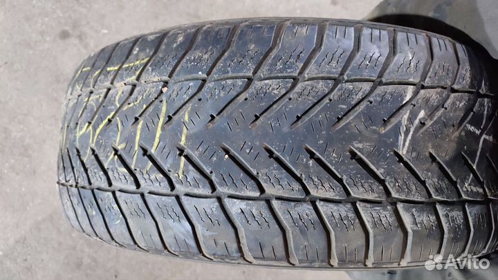 Goodyear Cargo Ultra Grip 255/60 R17 106H