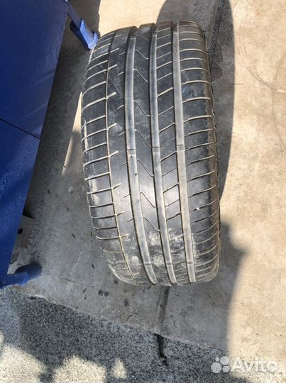 Starmaxx Ultrasport ST760 245/40 R19 98W