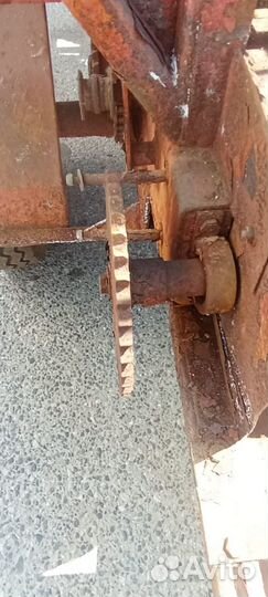 Пескоразбрасыватель Л-415 лидсельмаш