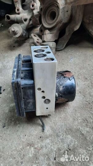 Блок abs Nissan Murano Z50 VQ35DE 2007