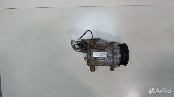 Компрессор кондиционера Volkswagen Polo, 1996