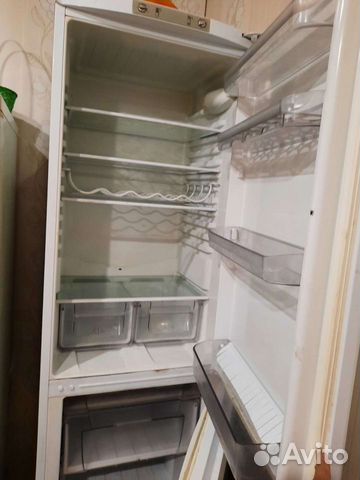Продаю холодильник"indesit"