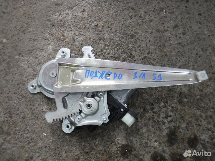 Стеклоподъемник задний левый Mitsubishi Pajero