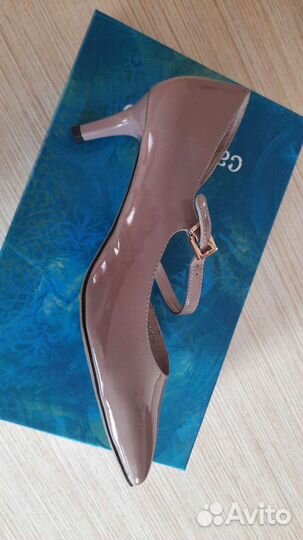 Туфли женские 38 размер натуральная кожа новые