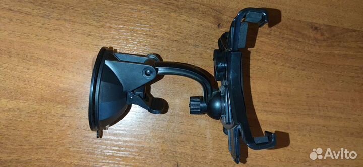 Держатель для телефона в машину