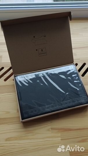 Планшет графический Wacom One Medium, красный