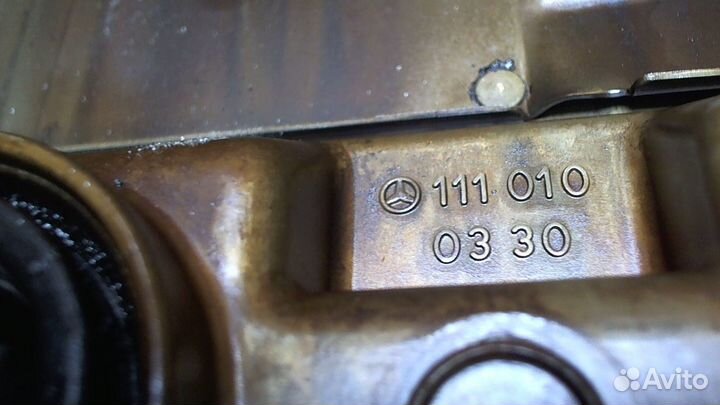 Крышка клапанная двс Mercedes C W202, 1995