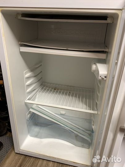 Холодильник маленький