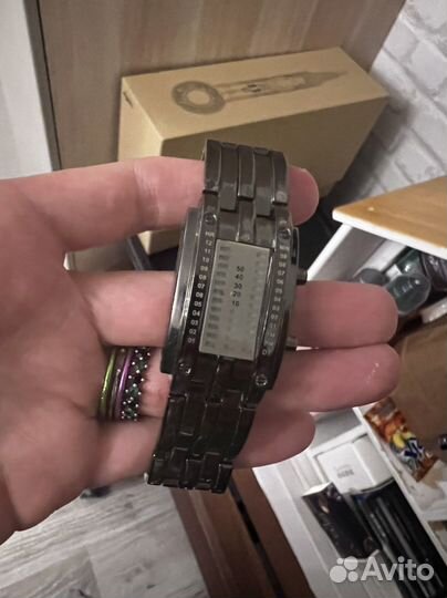 Часы со светодиодным дисплеем, цифровые часы