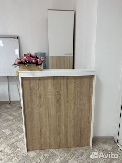 Стойка ресепшн, стойка администратора