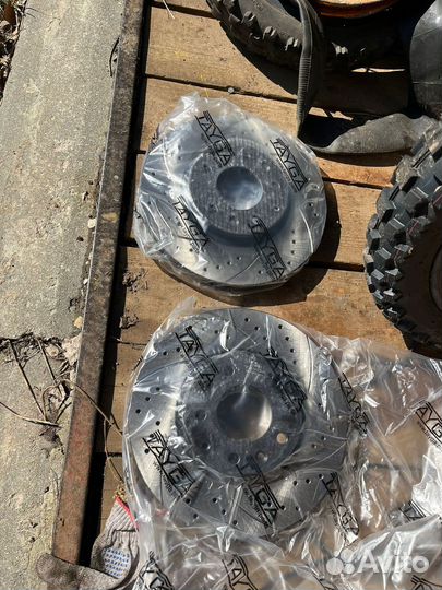 Передние тормозные диски Mazda CX7