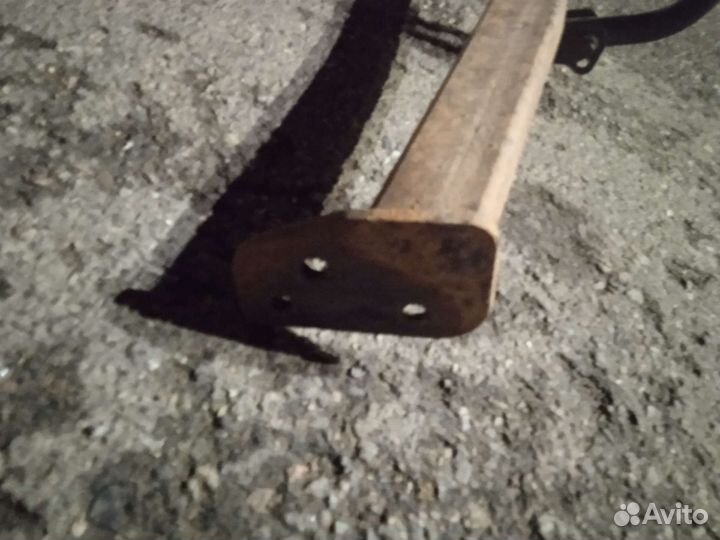 Фаркоп на renault sandero 1