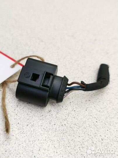Разъем Audi