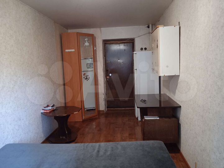 Комната 13 м² в 5-к., 2/5 эт.