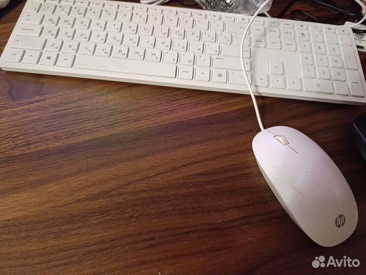 Моноблок HP Pavilion 24 All-in-One 2017 года