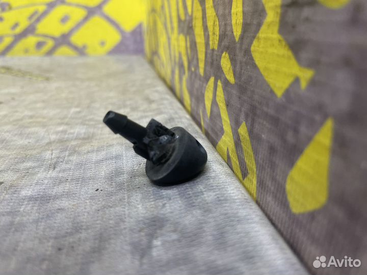 Форсунка омывателя лобового стекла Симбол Simbol 1