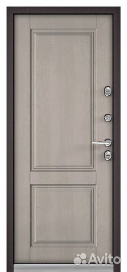 Дверь в дом с терморазрывом