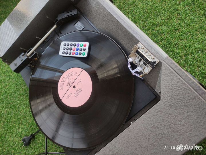 Проигрователь Вега 300 с bluetooth