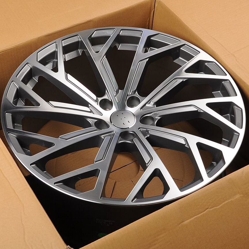 Диски на Audi A6,A8, Q5,Q7,Q8, RS6 Powcan Y0081 9x21/5x112 D66.5 ET30 GMF литой