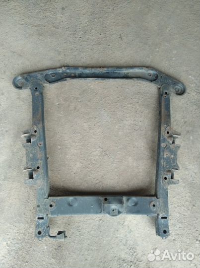 Подрамник Renault Logan 1