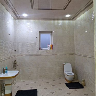 Дом 400 м² на участке 8 га