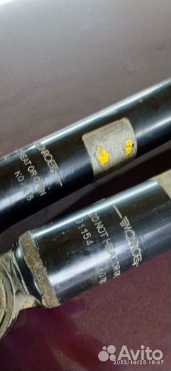 Стойки амортизаторов