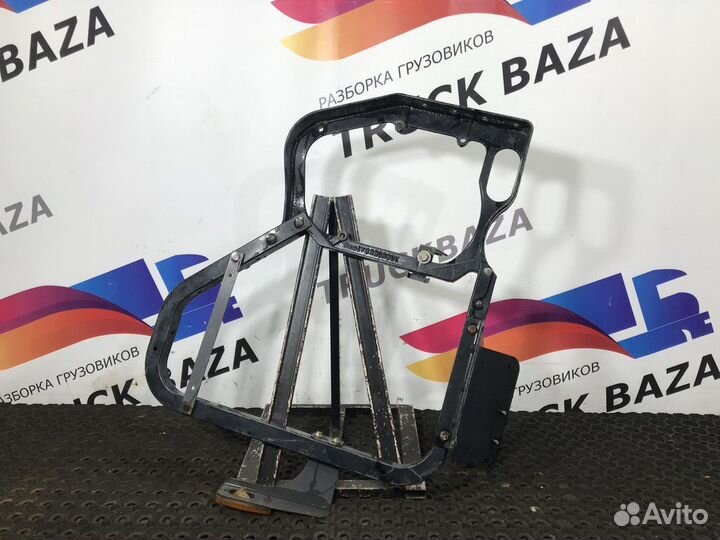 20950559 Кронштейн переднего крыла Renault Premium