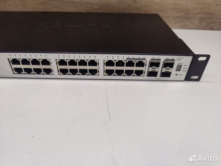 Коммутатор гагабитный D-Link DGS-3100-24