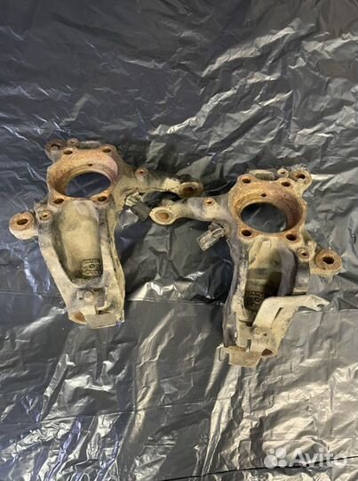 Кулак поворотный volkswagen jetta