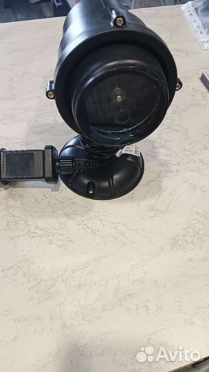 Проектор для потолка