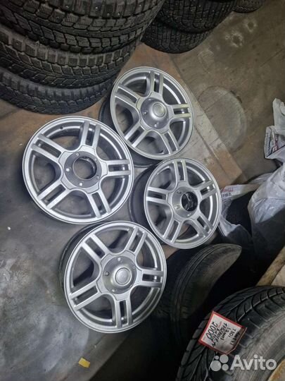 Литые диски УАЗ, Нива 5*139.7 в отличном сост