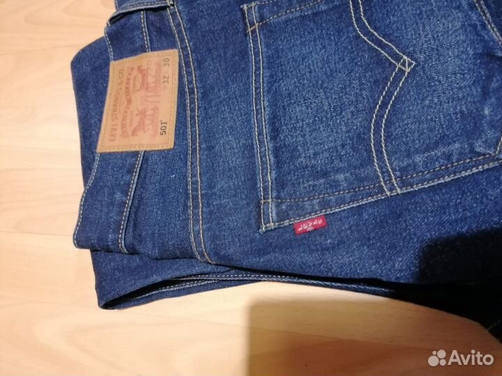 Мужские джинсы levis 501. w32 L30