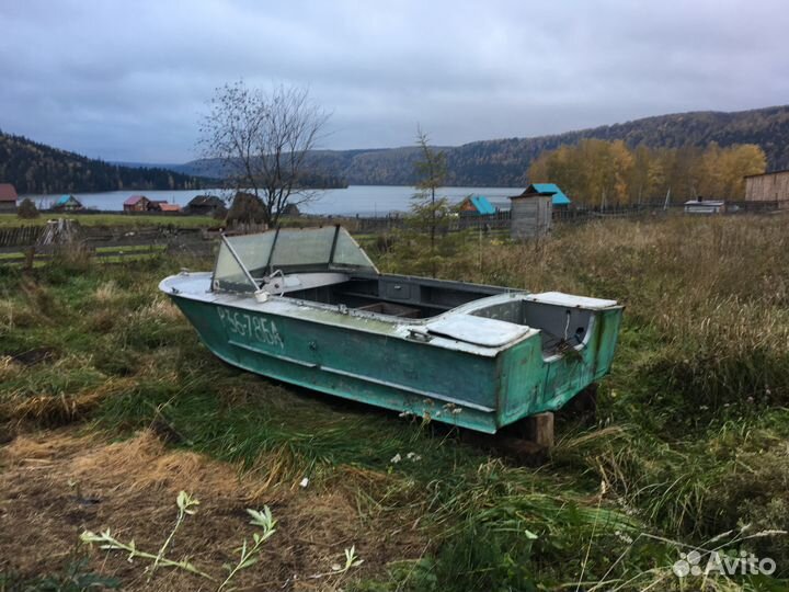 Моторная лодка Прогресс 2М