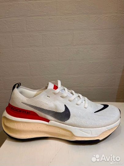Кроссовки женские Nike zoomx Invincible (Новые)